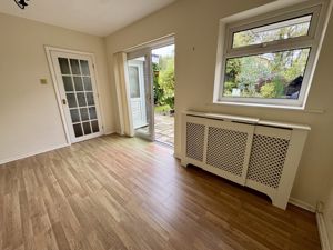 Dining Room- click for photo gallery